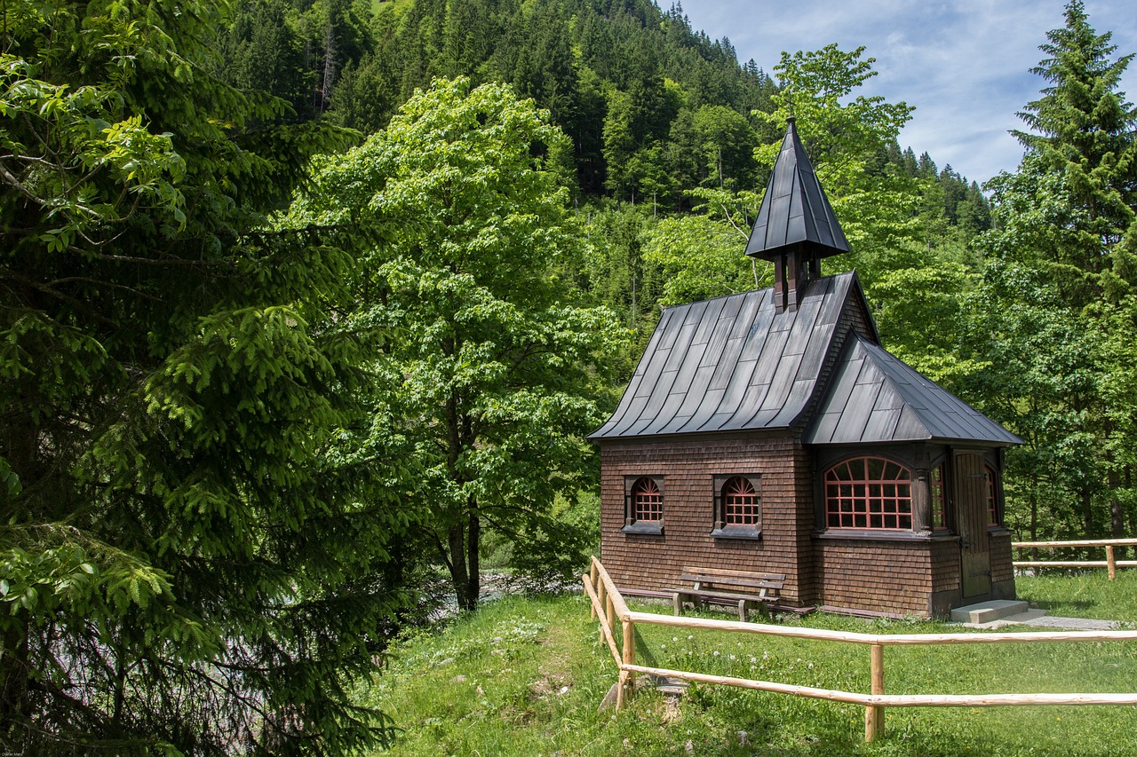 爱建最新动态，引领未来建筑趋势与发展展望