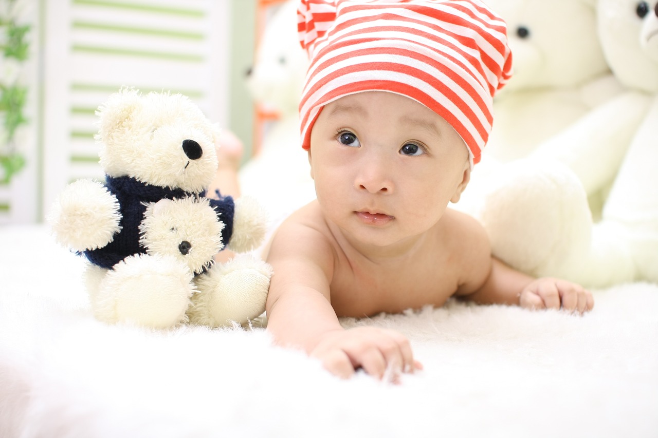 最新母乳奶水，重要性、优势详解